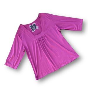 Vintage Magenta V-Neck 3/4 Sleeve Top